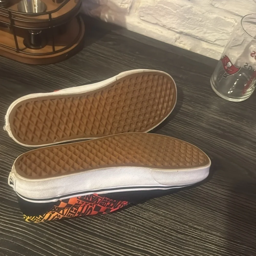 Vans Unisex Skate Shoes Black Red yellow ombré Canvas Low Top Slip On M 7 W 8.5